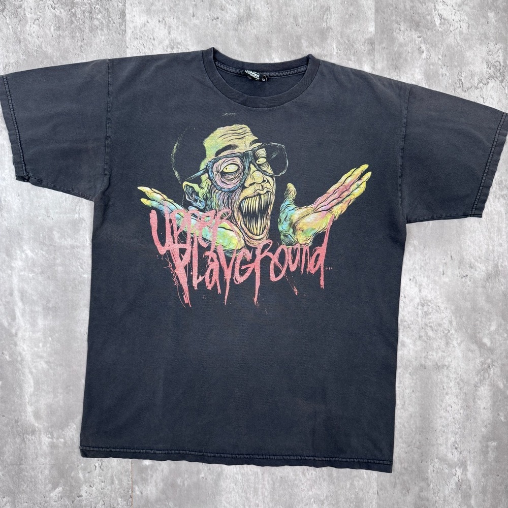 Vintage Upper Playground T-Shirt Mens Medium Black Zombie Skate Grunge Y2K
